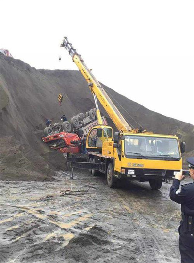 游仙区上犹道路救援